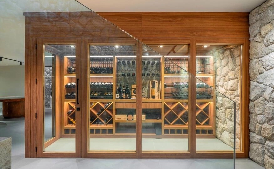 Adegas projetadas de acordo com a sua Necessidade